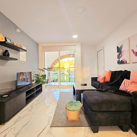 1Bd Beach Apartment Paphos Ngoại thất bức ảnh
